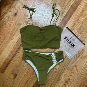 Chain Link Green Highwaisted Swimsuit